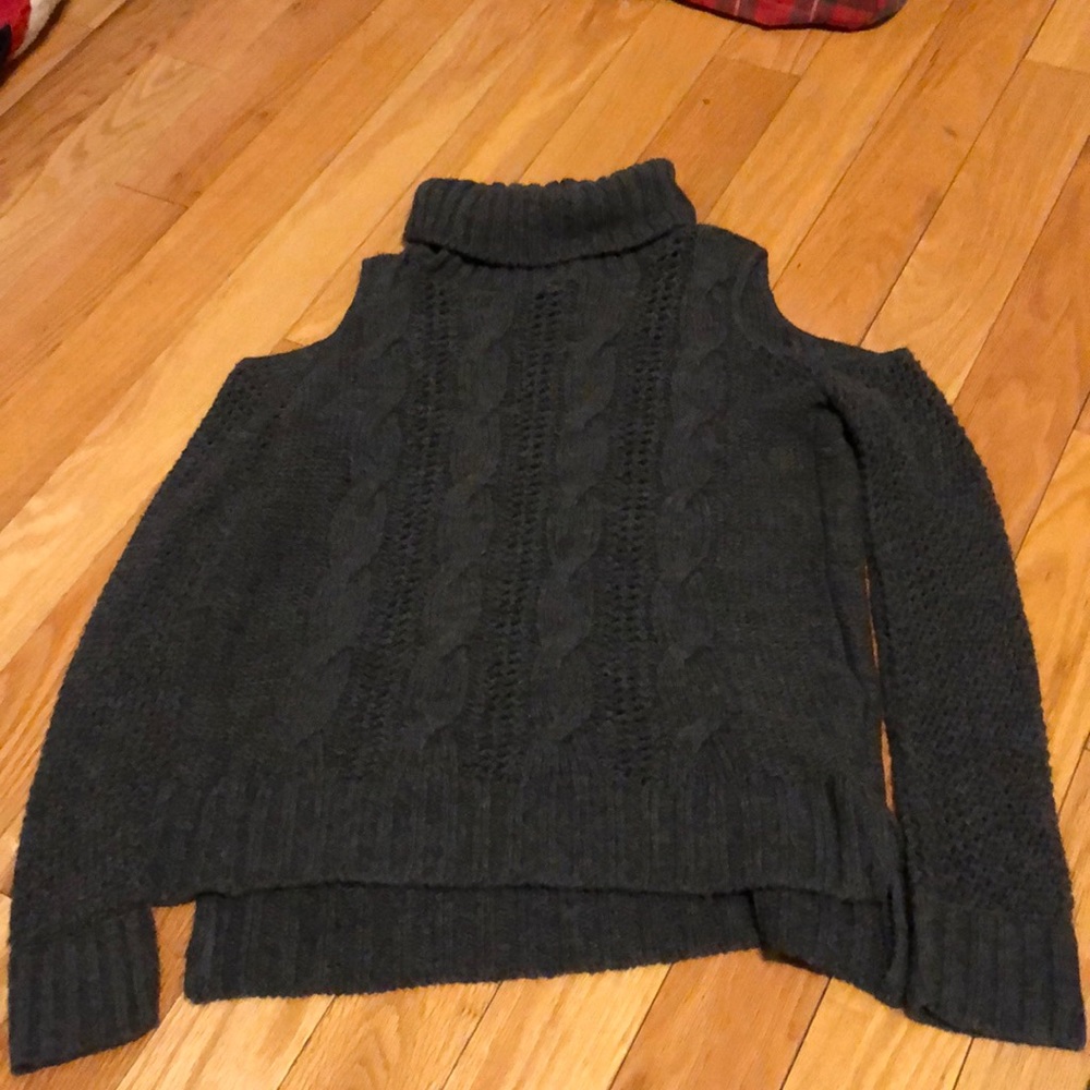 American Eagle Gray Knitted Sweater